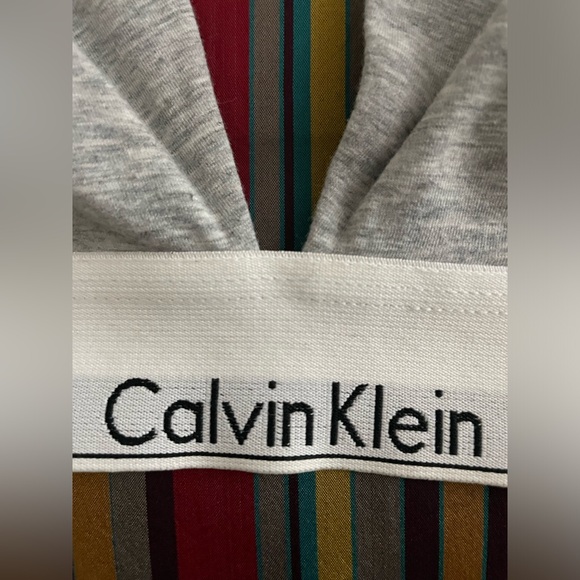 Size L Calvin Klein Modern Cotton Triangle Bralette in Grey Heather - Picture 6 of 11